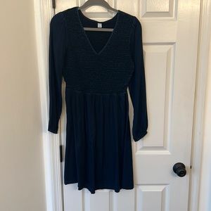 Old navy smocked long sleeved dress. Size small